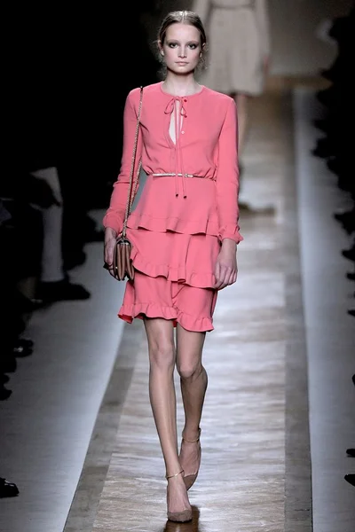 Look 7